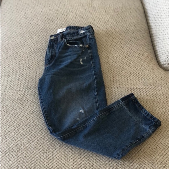 Mom Jeans - Picture 2 of 3